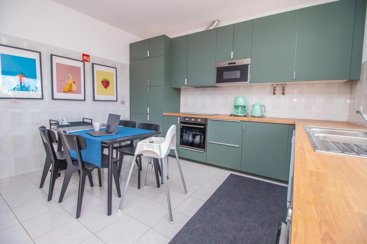 Close To Golf, Beaches, Quinta Lago, Vale Lobo, Quarteira And Vilamoura Villa *