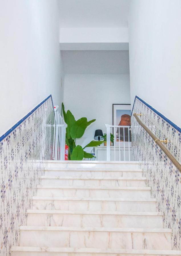 Close To Golf, Beaches, Quinta Lago, Vale Lobo, Quarteira And Vilamoura Villa *