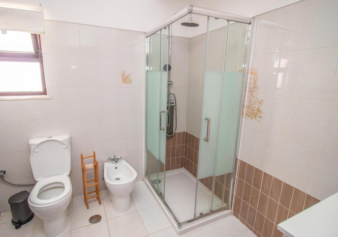 Close To Golf, Beaches, Quinta Lago, Vale Lobo, Quarteira And Vilamoura Villa Quinta do Lago